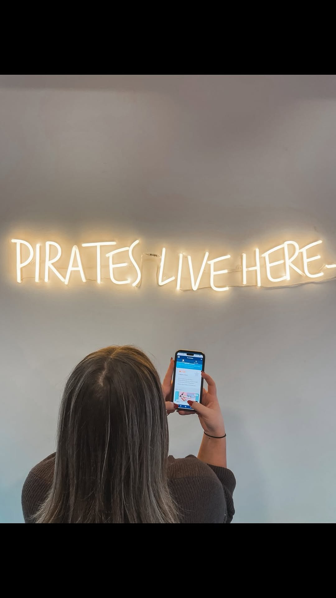 Perks of being a Jolly Roger resident \ud83e\udd29\n\ud83d\udcb8Receive exclusive offers and discounts through Community Rewards \ud83d\udcf2\n\n