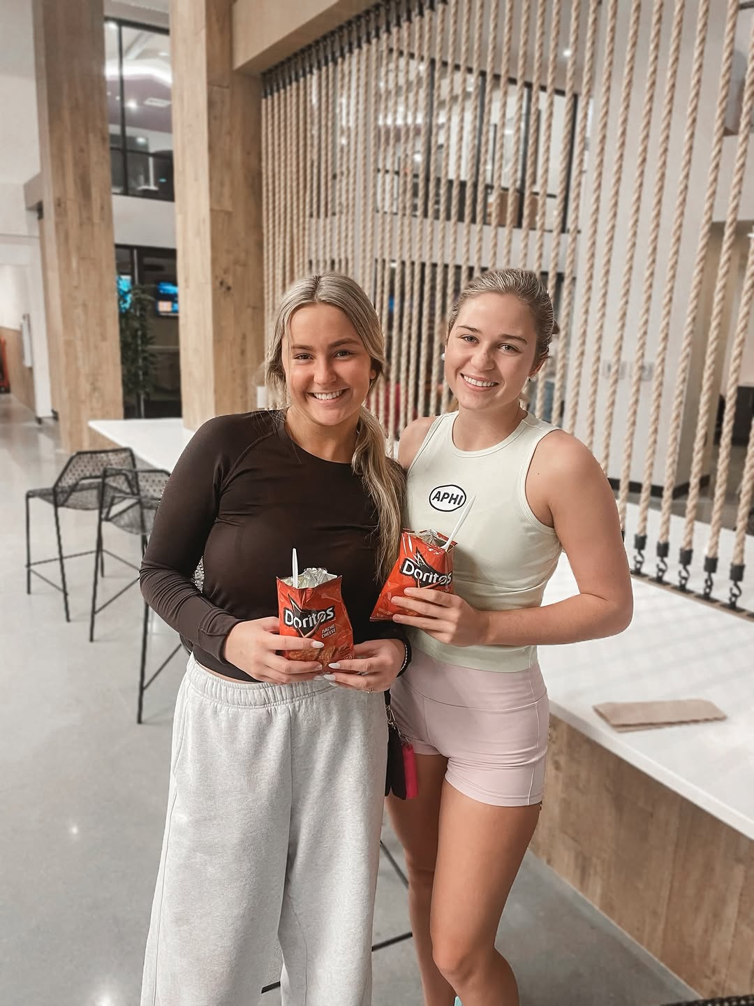 \ud83e\udd29 Taco Tuesday @ TJR \ud83c\udf2e\n\u2b07\ufe0fdrop a \ud83c\udf2eif you want to see this event again \ud83d\udc40\u2b07\ufe0f\n\n