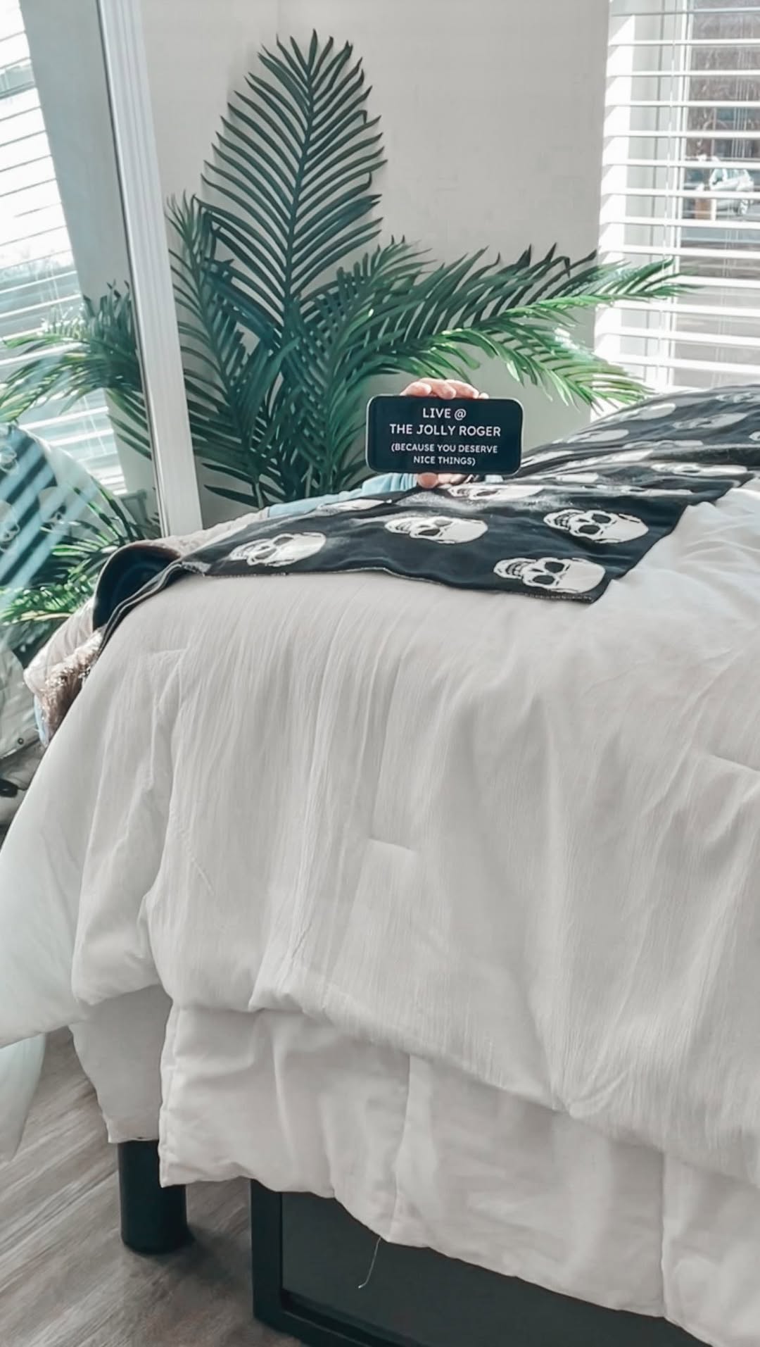 Because you deserve nice things\ud83c\udf1f\ud83e\udd2d\nThis is your sign to SIGN! \ud83d\udc40\n\ud83c\udf1fDon't miss your chance to secure your space & a gift card! \n\n